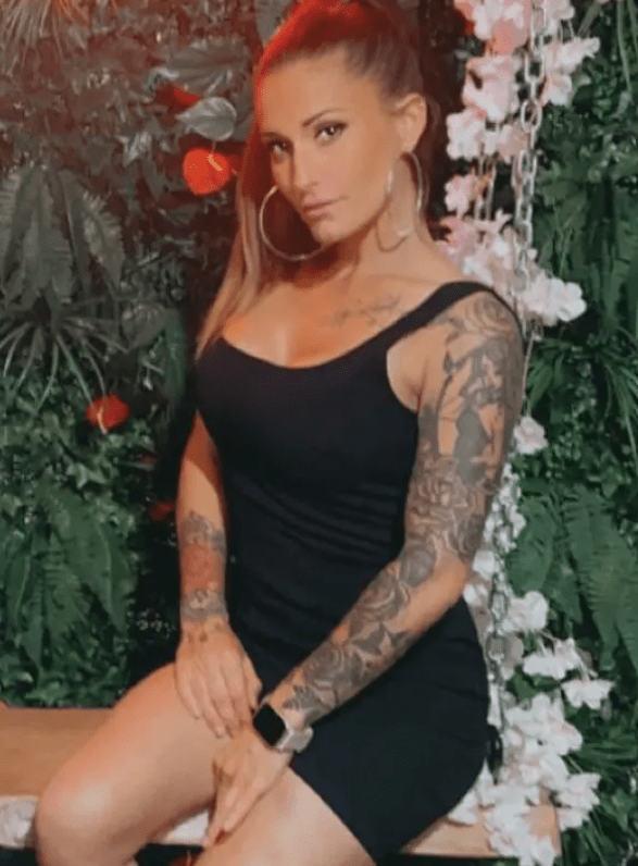 Léna Stripteaseuse Paris 5 Léna striptease paris