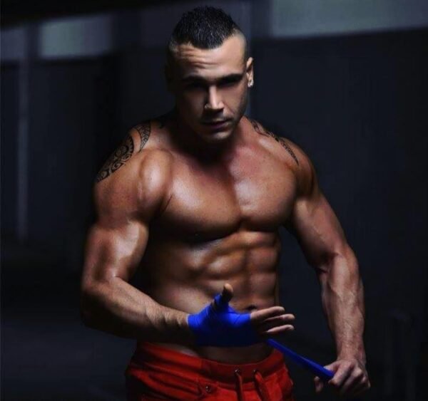 Bryan gogo danseur