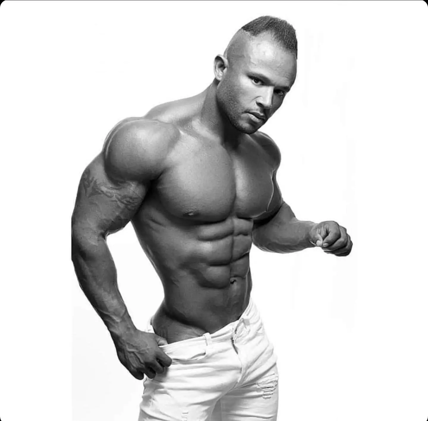 Michael Stripteaseur Paris – Image 11