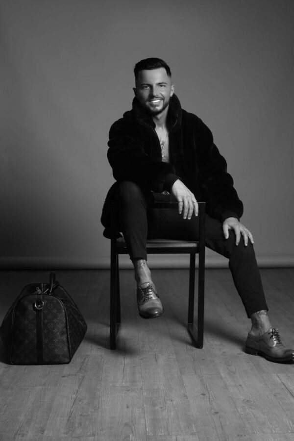 Enzo gogo danseur