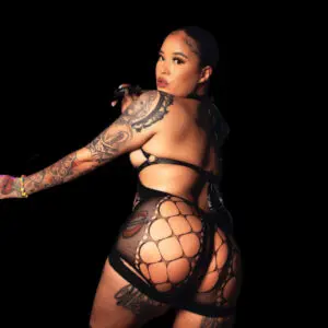 Stripteaseuses Paris 15 Cherry stripteaseuse nanterre