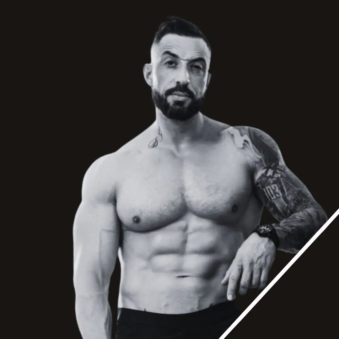 Greg stripteaser paris 75