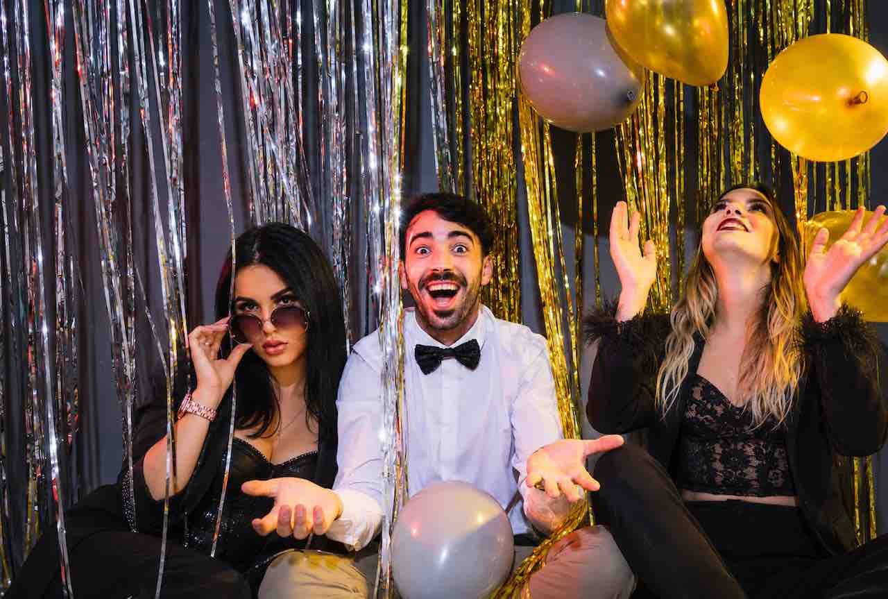 Striptease anniversaire Paris avec artiste pour soirée